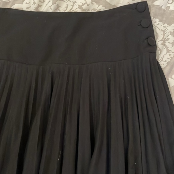 Skirt - Picture 4 of 4